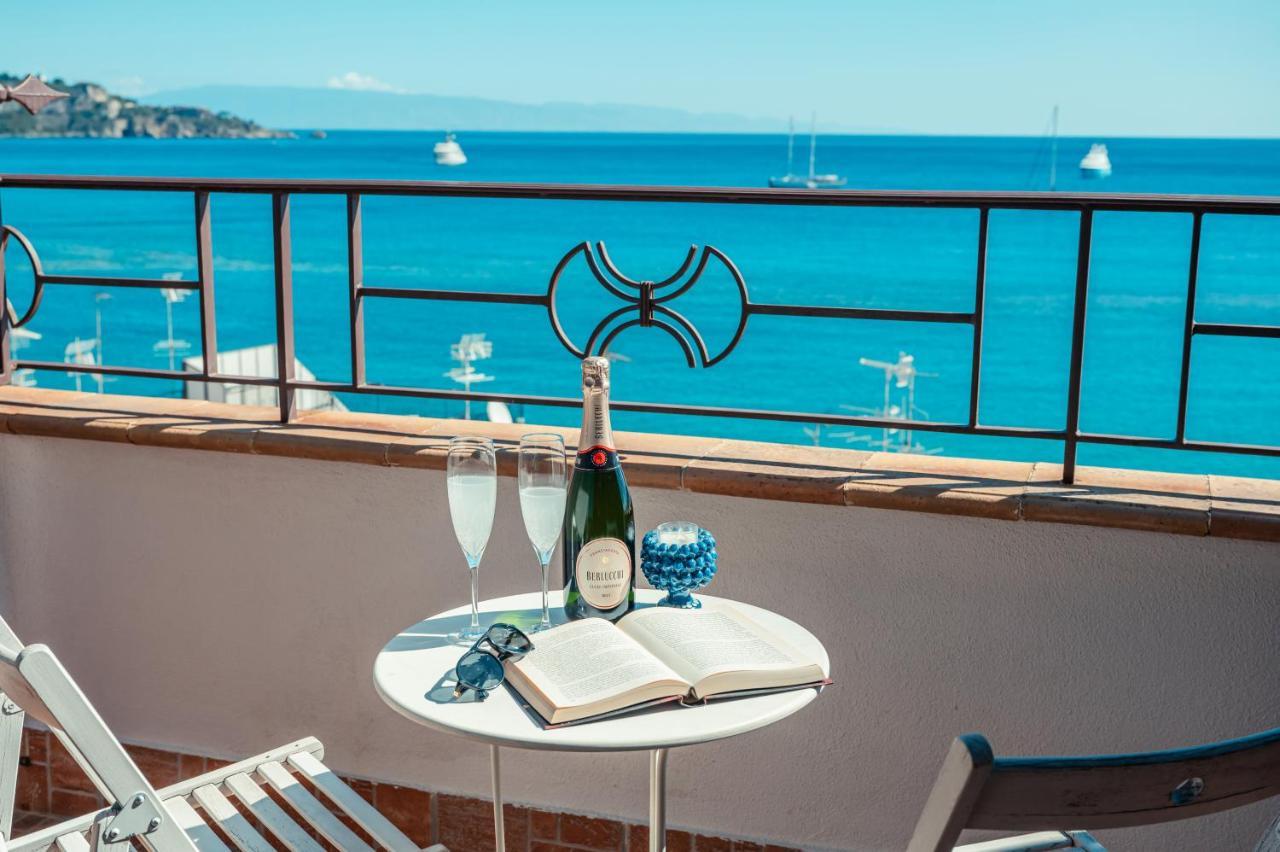 B&B Marranzano Giardini Naxos Eksteriør billede
