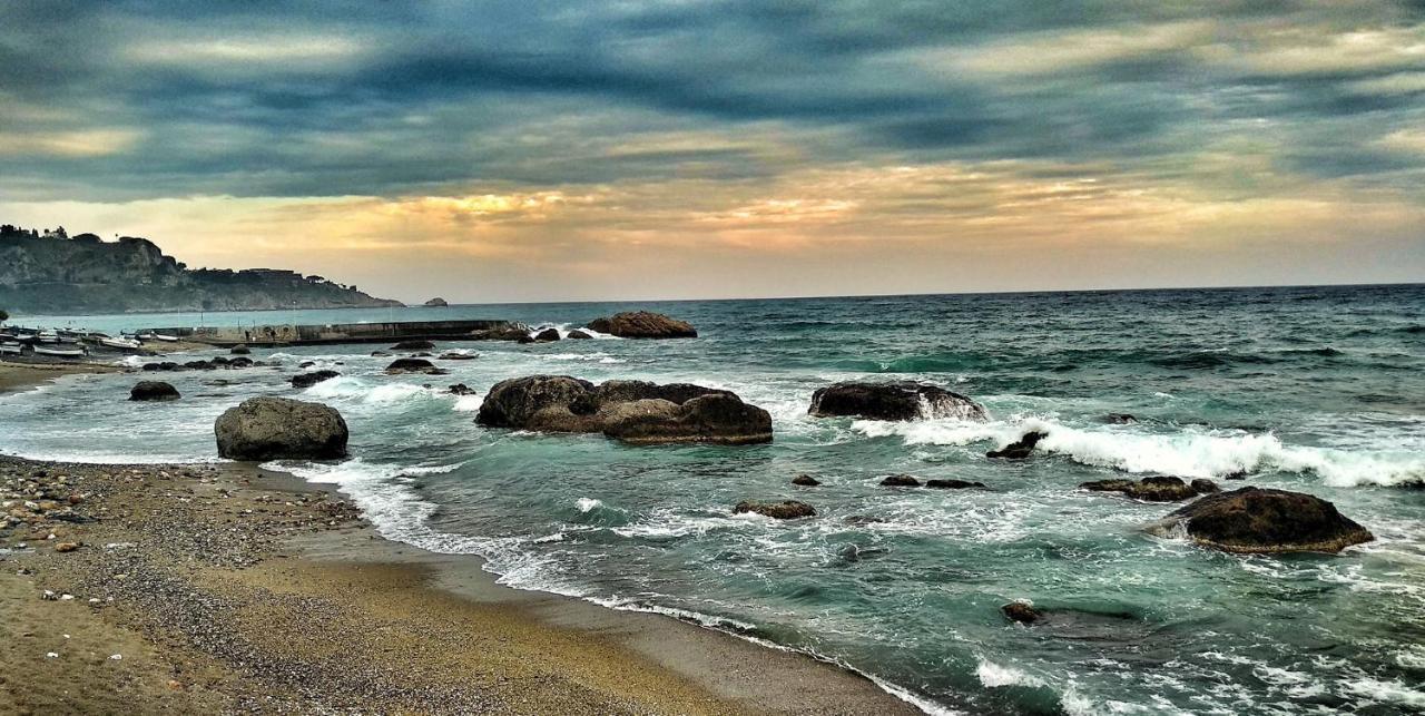 B&B Marranzano Giardini Naxos Eksteriør billede
