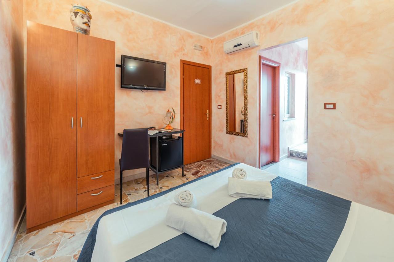 B&B Marranzano Giardini Naxos Eksteriør billede